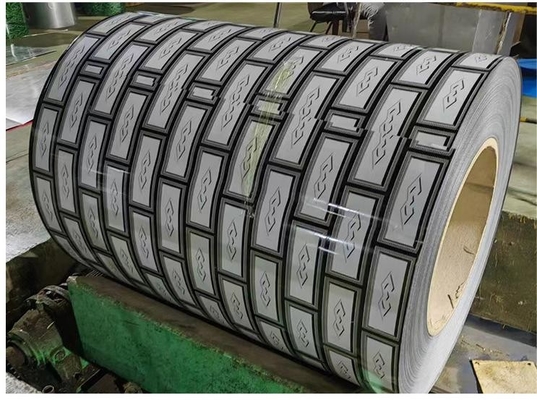700-2000 mm di larghezza Preverniciato Ppgi Z100 bobina di acciaio laminata a freddo per materiale da costruzione