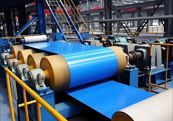 Tolleranza ± 1% PPGI medio-duro rosso Preverniciato Colore della bobina di acciaio Rivestito di fogli Colori delle grondaie