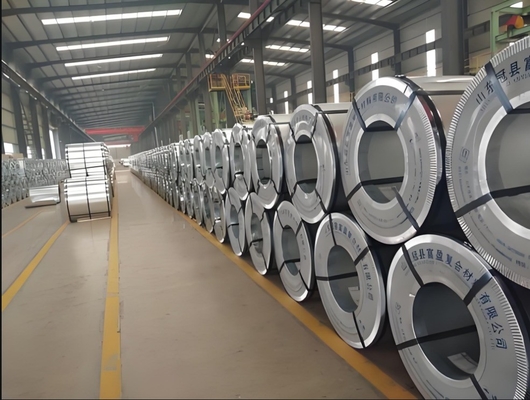 Fogli/strisce/volti galvanizzati 0,12-0,2 mm bobina di acciaio con servizio di lavorazione a foratura