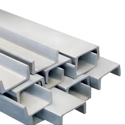 JIS Standard SS400 75x40x4x7mm U Channel Steel per metallo materiale da costruzione 1-12m Lunghezza