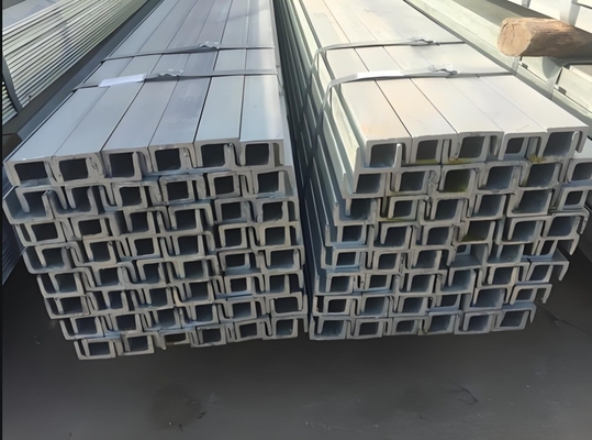 Acciaio a profilati di canale laminato a caldo per materiali da costruzione fatturazione in peso effettivo