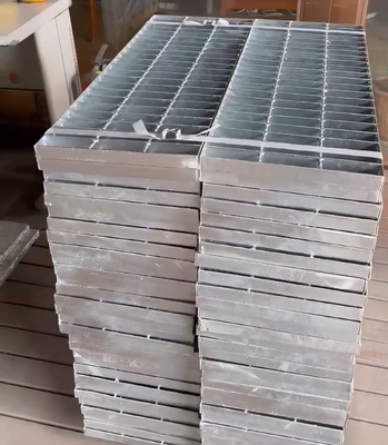Piano di progettazione industriale Piano di terra galvanizzato in acciaio per la piattaforma di passerella