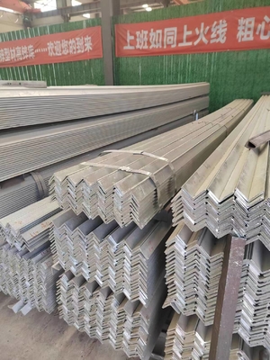Costruzione industriale di carbonio uguale ferro uguale angolo acciaio con competitivo 40x40x4mm