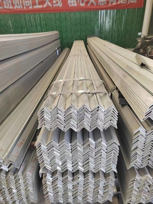 Bar angolare in acciaio al carbonio di grado uguale della serie Q195-Q420 per ASTM A53 A36 GB Q235 Q345