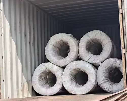 Servizio di saldatura e tolleranza ± 1% per filo di bobina galvanizzato immerso a caldo da 6 mm a 12 mm