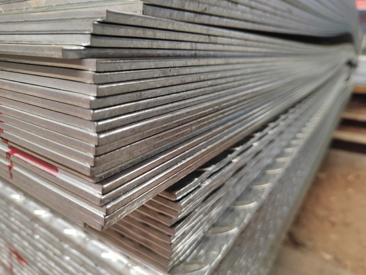 ISO9001 Certificato DX51D Piastra di acciaio a modello galvanizzato 5.75*1250mm Z41-Z60 Rivestimento